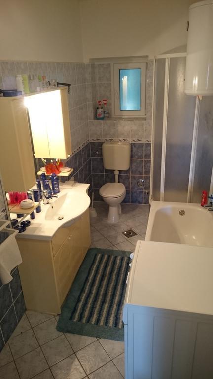 Apartment Vana Trogir Exterior photo